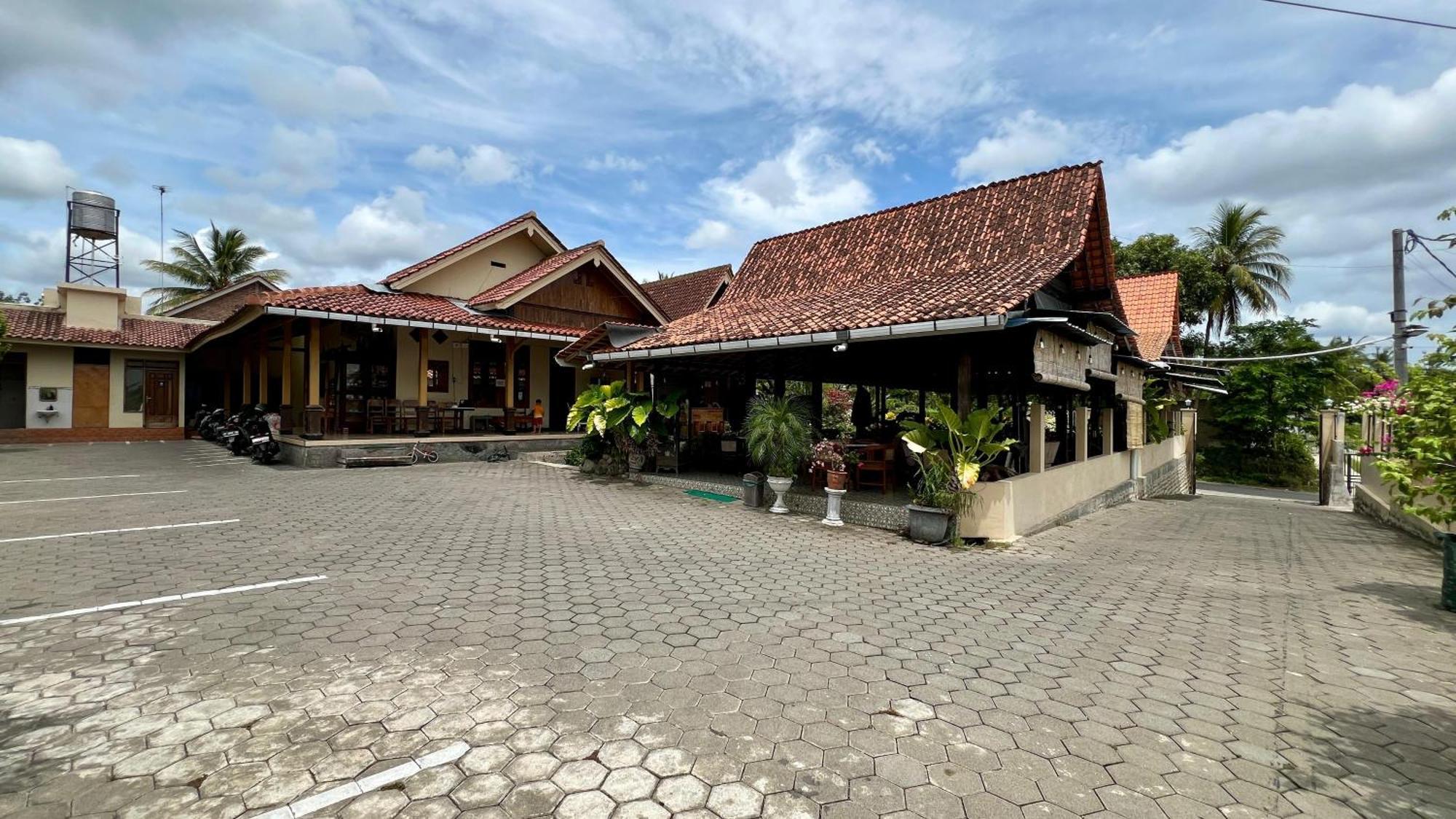 Oku Guest House Giri  Exterior foto
